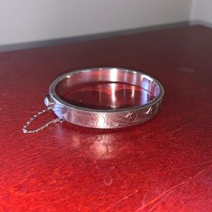 Sterling Silver Hinged Bangle Bracelet